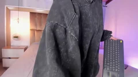 samysharky online show from 01-14-26, 05:02