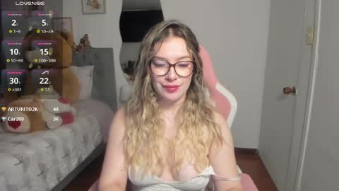 Snapshot of samysweet_8 chatting on 03-31-26, 12:45 Samanta online show from 03-31-26, 12:45