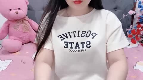 Snapshot of sanami_sian_ chatting on 04-25-26, 01:36 sanami_sian_ online show from 04-25-26, 01:36