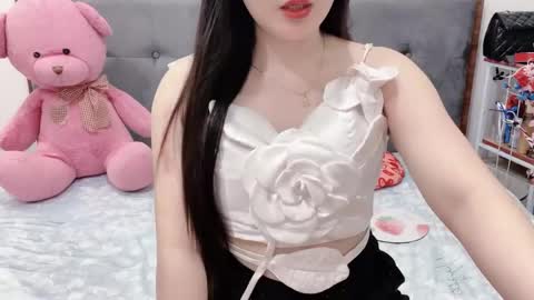 sanami_sian_ online show from 05-26-26, 02:35