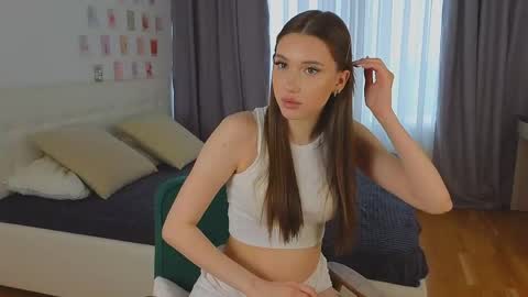 Alesya online show from 04-21-26, 04:52