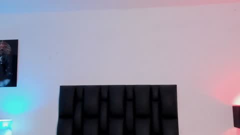 Snapshot of sander_mila chatting on 02-08-25, 03:19 MilaSander online show from 02-08-25, 03:19