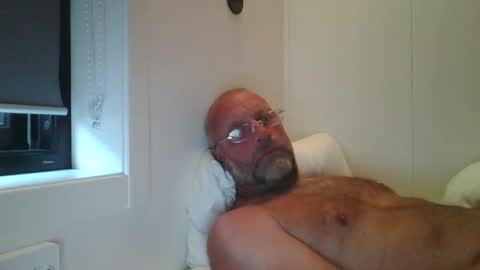 sandnesrune523 online show from 09-18-25, 05:09