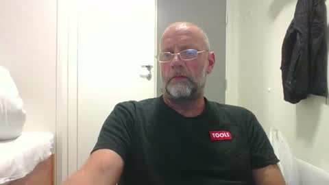 sandnesrune523 online show from 09-21-25, 10:39