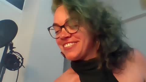 Sandra online show from 05-11-26, 04:48