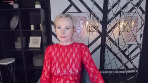 Sandra online show from 02-03-25, 11:31