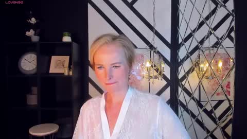 Sandra online show from 02-09-25, 11:47