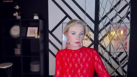 Sandra online show from 02-10-25, 08:53