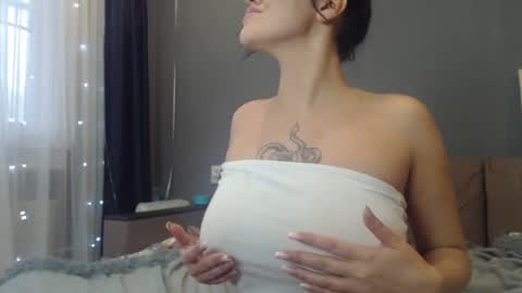 sandra_smith3007 online show from 12-19-24, 11:50