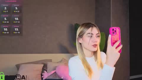 Snapshot of sandraa_anderson chatting on 09-17-25, 12:34 sandraa_anderson online show from 09-17-25, 12:34