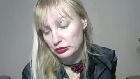 Sandra online show from 02-11-25, 03:51