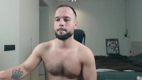 Snapshot of sandro_best chatting on 02-21-26, 03:24 DeAlex online show from 02-21-26, 03:24