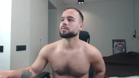 Snapshot of sandro_best chatting on 03-02-26, 09:38 DeAlex online show from 03-02-26, 09:38