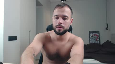 Snapshot of sandro_best chatting on 03-03-26, 09:48 DeAlex online show from 03-03-26, 09:48