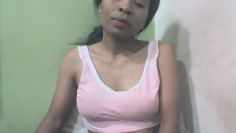 Snapshot of sandy735579 chatting on 04-10-26, 07:18 sandy735579 online show from 04-10-26, 07:18