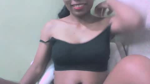 Snapshot of sandy735579 chatting on 04-21-26, 05:39 sandy735579 online show from 04-21-26, 05:39