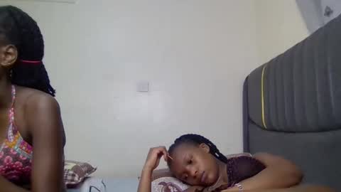 sandy online show from 09-10-25, 12:38