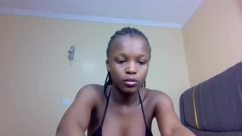 sandy online show from 10-26-25, 04:18