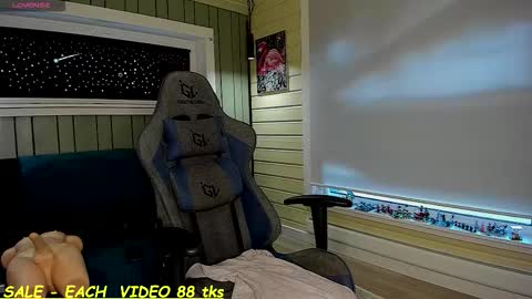 Sandy and Chris online show from 12-14-25, 09:14