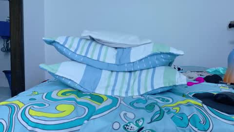 sandy online show from 12-15-25, 09:30