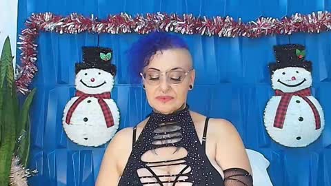 Snapshot of sandyrosee_ chatting on 12-14-24, 06:20 Sandy Rose online show from 12-14-24, 06:20