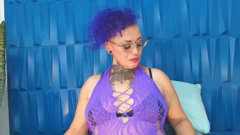 Snapshot of sandyrosee_ chatting on 01-10-25, 08:48 Sandy Rose online show from 01-10-25, 08:48