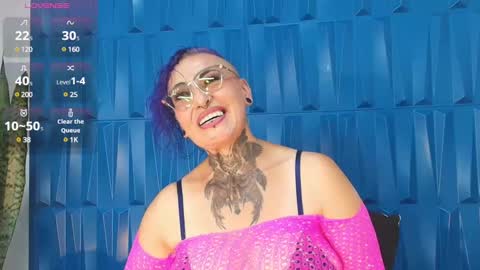 Snapshot of sandyrosee_ chatting on 01-15-25, 05:26 Sandy Rose online show from 01-15-25, 05:26