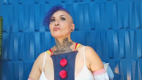 Snapshot of sandyrosee_ chatting on 02-13-25, 06:27 Sandy Rose online show from 02-13-25, 06:27