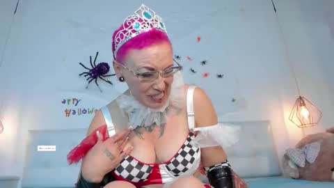 Snapshot of sandyrosee_ chatting on 11-01-25, 04:47 Sandy Rose online show from 11-01-25, 04:47