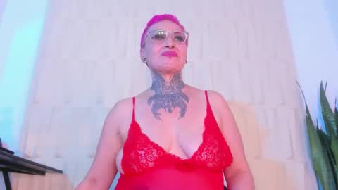 Snapshot of sandyrosee_ chatting on 11-07-25, 03:50 Sandy Rose online show from 11-07-25, 03:50