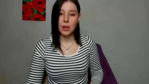 Snapshot of sannyflower chatting on 12-22-25, 06:43 karina online show from 12-22-25, 06:43