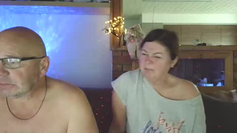 sanroom online show from 11-01-25, 01:46