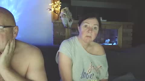 sanroom online show from 11-21-25, 04:27