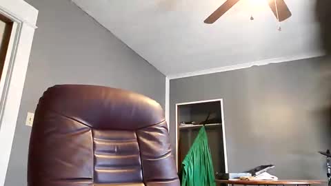 Snapshot of santatron chatting on 12-08-24, 05:11 santatron online show from 12-08-24, 05:11