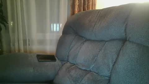 Snapshot of santatron chatting on 02-23-25, 05:34 santatron online show from 02-23-25, 05:34