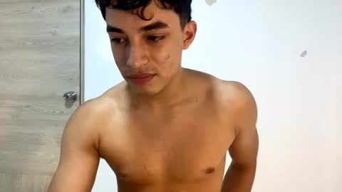 Snapshot of santi36rt chatting on 02-13-26, 11:12 santi36rt online show from 02-13-26, 11:12