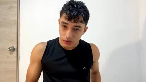 Snapshot of santi36rt chatting on 03-08-26, 11:30 santi36rt online show from 03-08-26, 11:30
