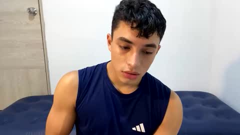 Snapshot of santi36rt chatting on 04-12-26, 01:10 santi36rt online show from 04-12-26, 01:10