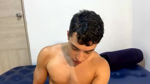 Snapshot of santi36rt chatting on 04-26-26, 10:51 santi36rt online show from 04-26-26, 10:51