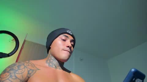 Snapshot of santi__ferrer chatting on 04-30-26, 02:51 Santi Ferrer online show from 04-30-26, 02:51