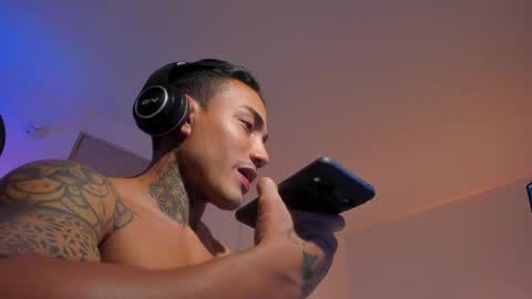 Snapshot of santi__ferrer chatting on 06-02-26, 02:35 Santi Ferrer online show from 06-02-26, 02:35