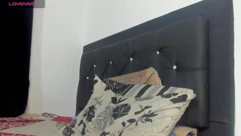 Snapshot of santi_brown1 chatting on 04-30-26, 08:57 Santibrown online show from 04-30-26, 08:57