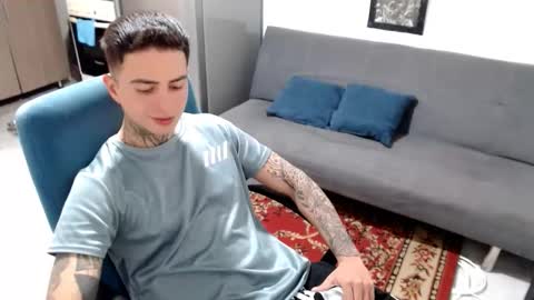 santi_ss online show from 01-18-26, 04:00