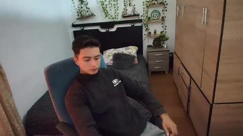 santi_ss online show from 06-08-26, 02:50