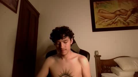 santi_twink19 online show from 12-19-25, 05:14