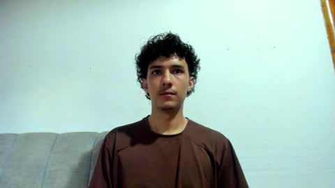santi_twink19 online show from 06-13-26, 11:19