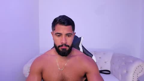 santiago_huntt online show from 12-03-25, 12:36