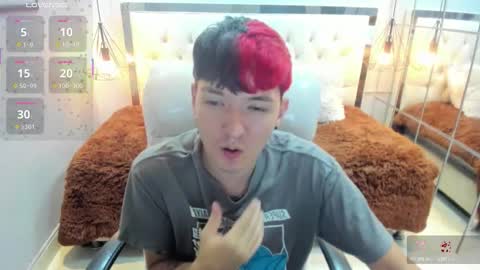 SANTIAGO  online show from 03-13-26, 10:38