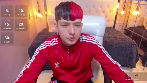 SANTIAGO  online show from 03-27-26, 11:04