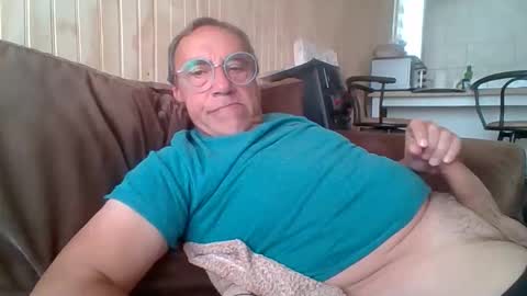 santiago_n online show from 04-07-26, 04:07